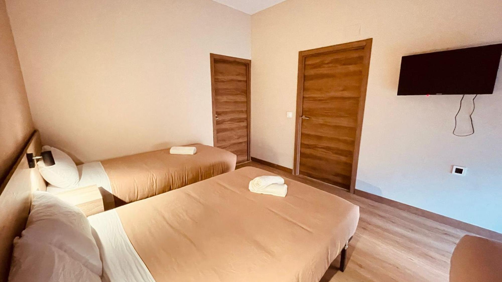 Optimus Comfort Campoamor 101 Valencia Bagian luar foto